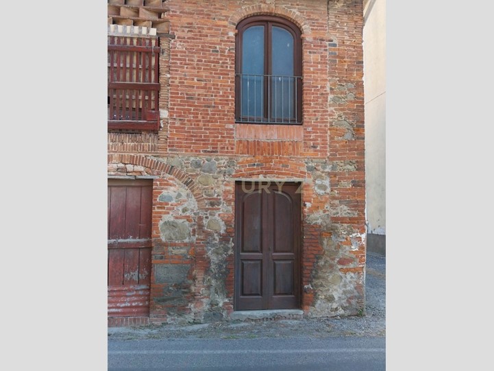 Capannone in Vendita a Porcari, 28'000€, 45 m²