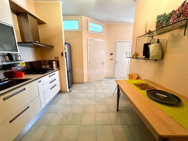Bilocale in Affitto a Alba Adriatica, 500€, 55 m²