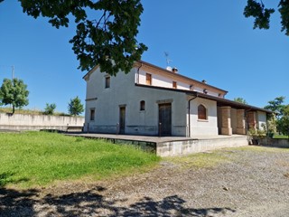 Casa Indipendente in Vendita a Rimini, 380'000€, 277 m², con Box