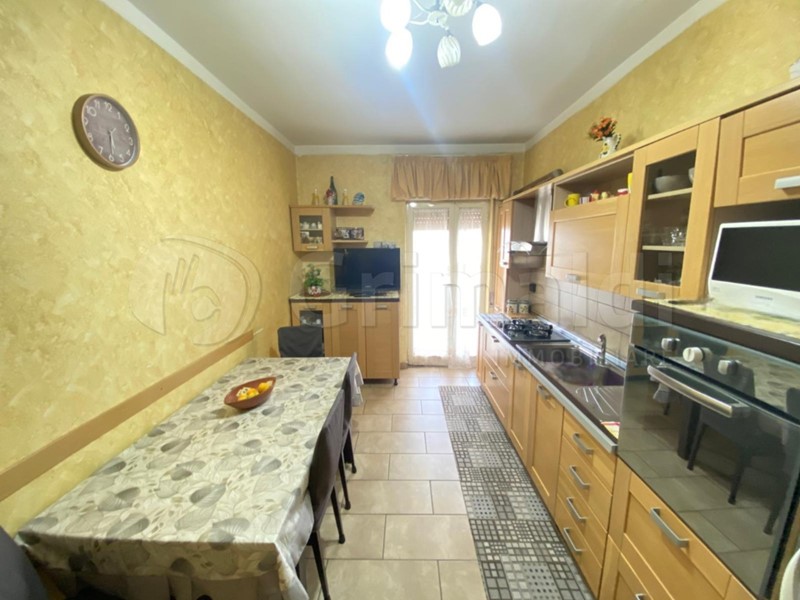 Trilocale in Vendita a Giugliano in Campania, 105'000€, 80 m²