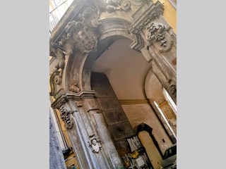 Quadrilocale in Vendita a Napoli, zona San Giuseppe, 530'000€, 110 m²