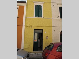 Casa Indipendente in Affitto a Porto Recanati, zona MARE, 600€, 75 m², arredato
