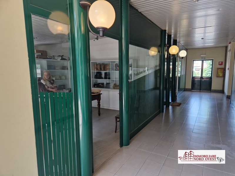 Ufficio in Vendita a Corbetta, 50'000€, 25 m²