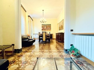 Appartamento in Vendita a Seravezza, 300'000€, 180 m²