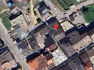 Trilocale in Vendita a Cesana Torinese, 119'198€, 77 m²