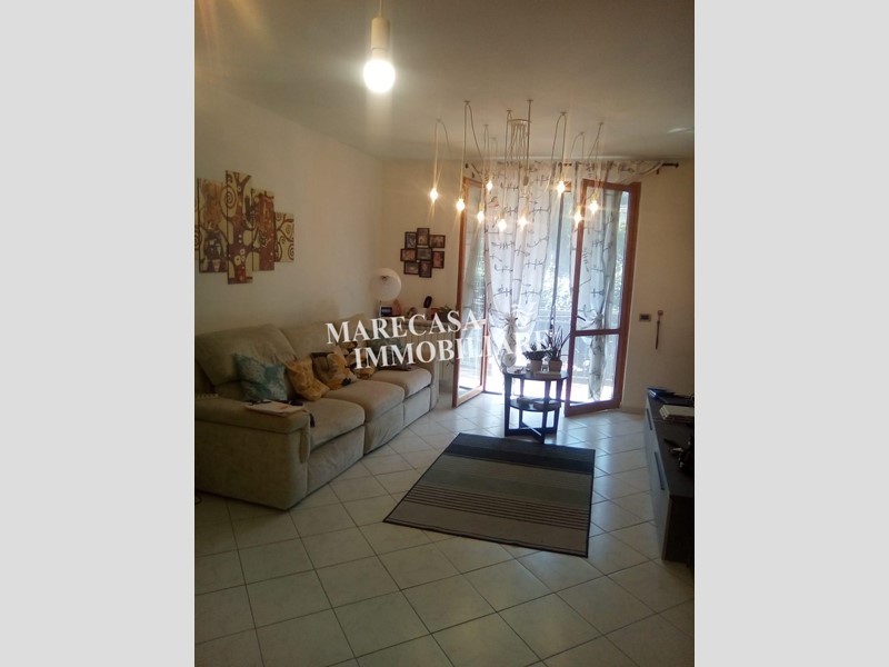 Appartamento in Vendita a Carrara, 250'000€, 110 m², arredato