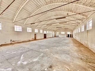 Capannone in Affitto a Ponsacco, 1'300€, 400 m²