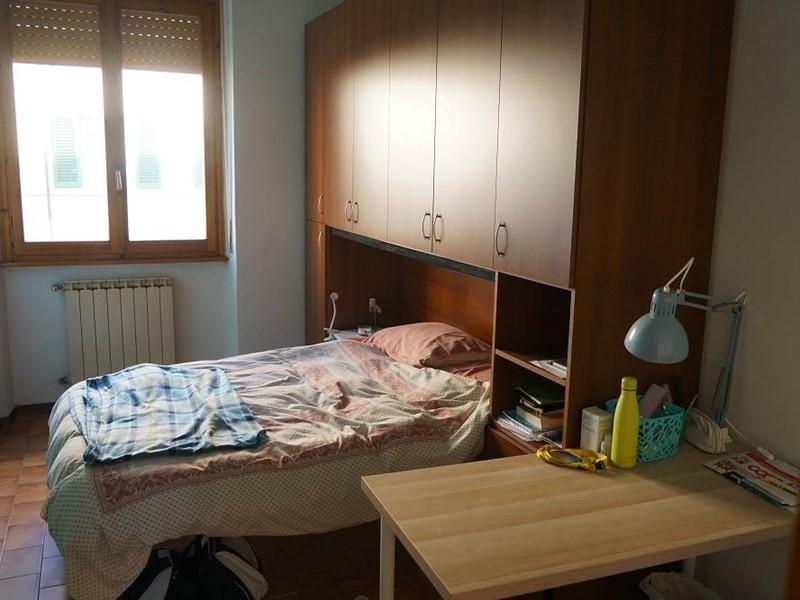 Stanza in Affitto a Firenze, 420€, 14 m²