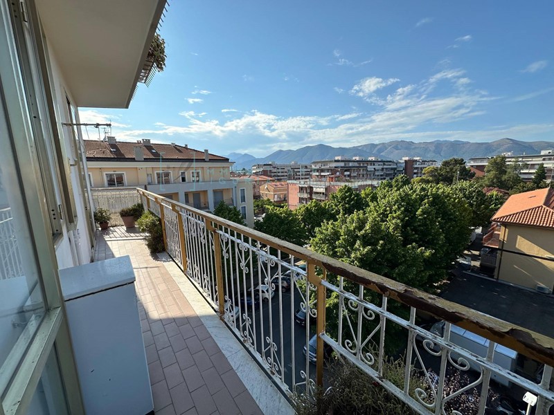 Quadrilocale in Vendita a Albenga, 270'000€, 105 m²