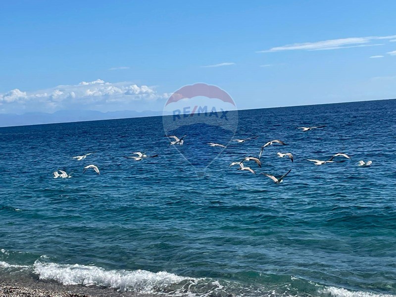 Quadrilocale in Vendita a Mascali, 110'000€, 110 m²