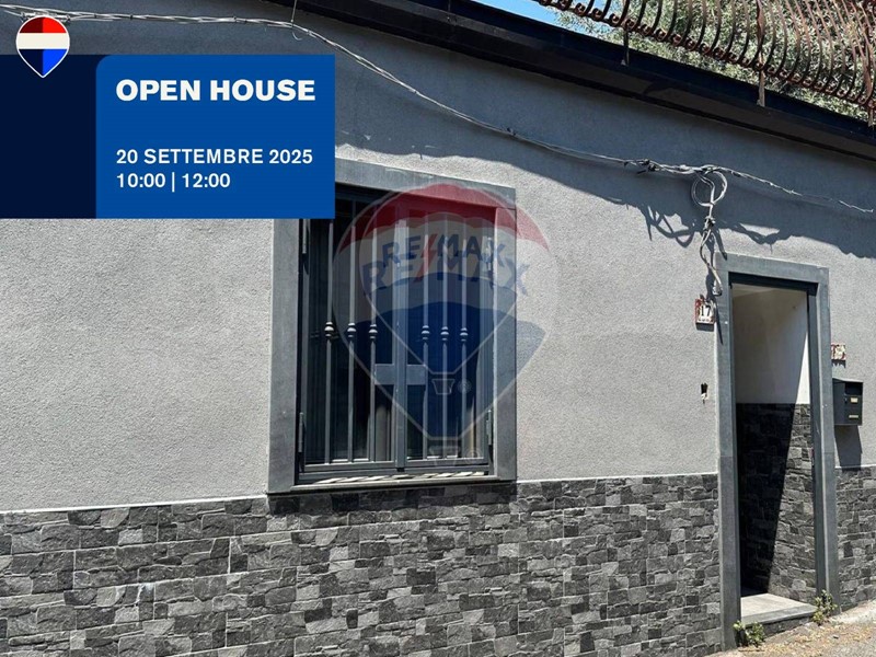Casa Indipendente in Vendita a Catania, 80'000&euro;, 105 m²
