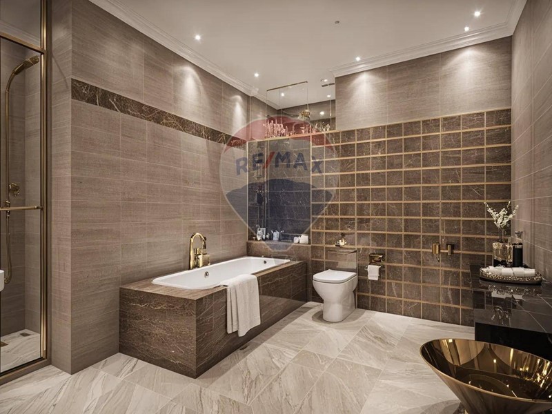 Casa Indipendente in Vendita a Viadana, 99'000€, 278 m²