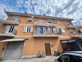 Quadrilocale in Vendita a Varese Ligure, 90'000€, 101 m²