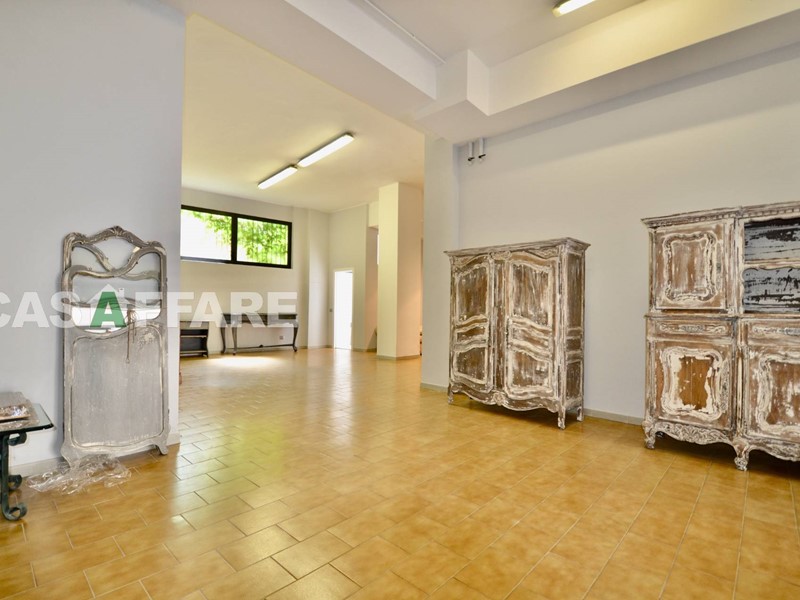 Ufficio in Vendita a Bergamo, 220'000€, 120 m²