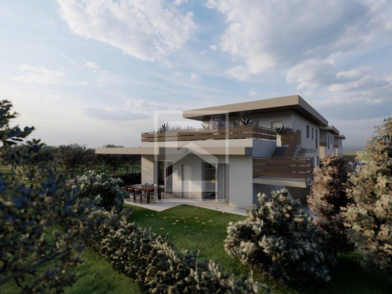 Quadrilocale in Vendita a Puegnago sul Garda, 420'000&euro;, 145 m²