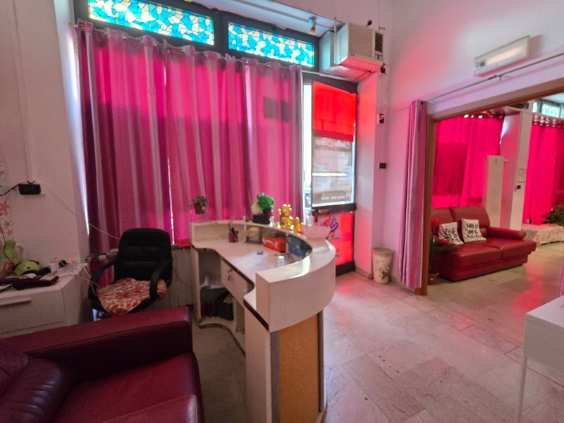 Immobile commerciale in Vendita a Ferrara, 135'000€, 95 m²