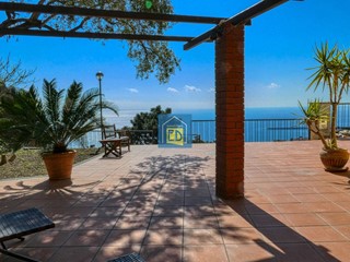 Appartamento in Vendita a Albissola Marina, 196 m²