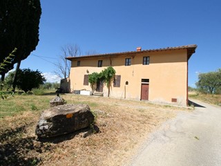 Rustico in Vendita a Quarrata, 495'000&euro;, 465 m²