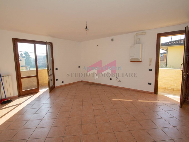 Trilocale in Vendita a Melara, 60'000&euro;, 84 m²