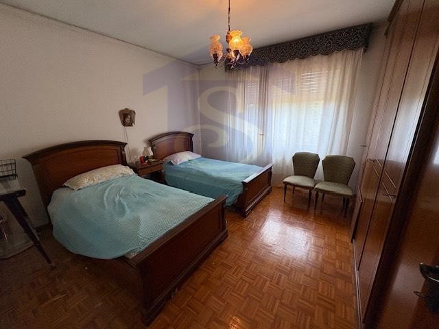 Villa in Vendita a Fontanafredda, 170'000€, 170 m², con Box