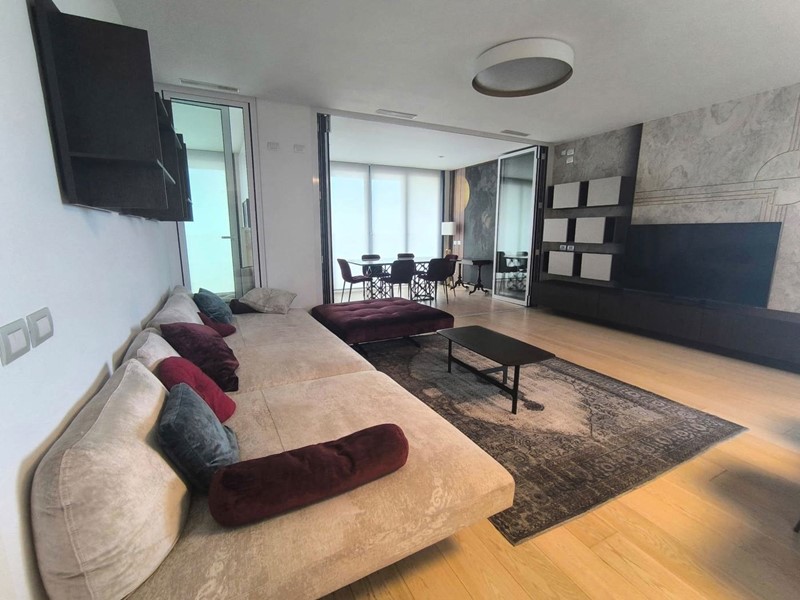 Trilocale in Affitto a Roma, 7'000€, 170 m², arredato