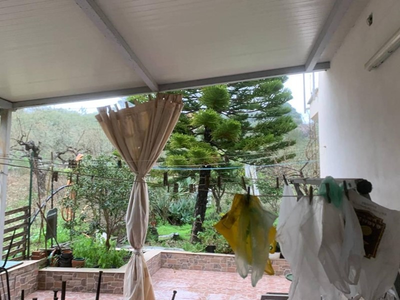 Villa in Vendita a Casteldaccia, 125'000€, 192 m²