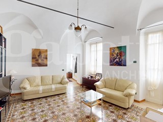 Appartamento in Vendita a Laigueglia, 490'000€, 120 m²