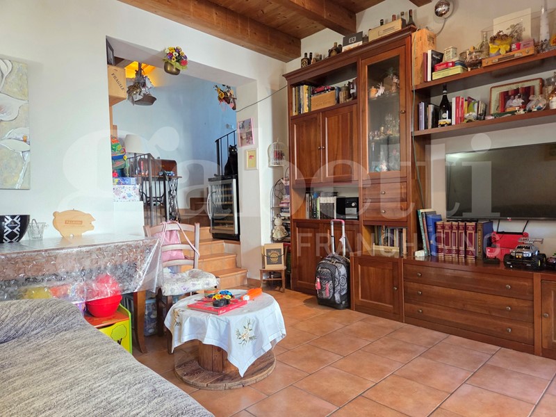 Quadrilocale in Vendita a Sasso Marconi, 205'000€, 120 m²