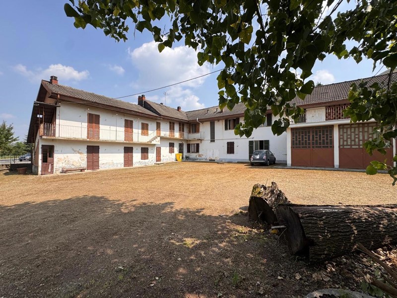 Trilocale in Vendita a Val della Torre, 85'000€, 95 m²