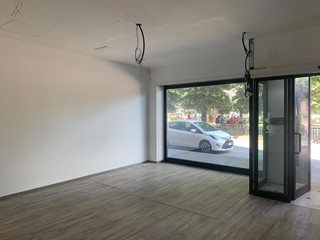 Bilocale in Affitto a Beinasco, 700€, 55 m²