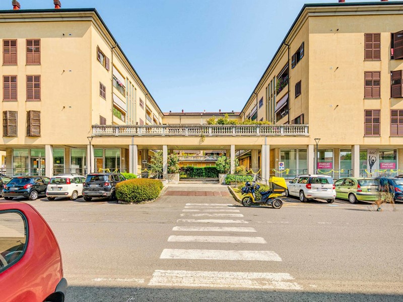 Bilocale in Vendita a Solaro, 130'000€, 83 m²