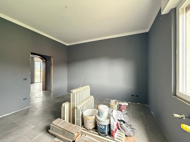 Trilocale in Vendita a Iseo, 230'000€, 95 m²