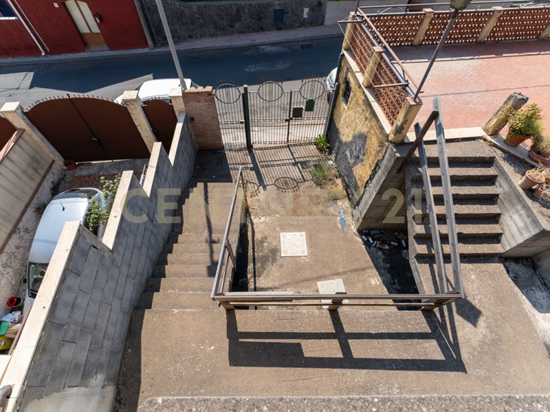 Casa Indipendente in Vendita a San Pietro Clarenza, 209'000€, 180 m², arredato, con Box