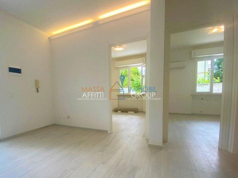 Quadrilocale in Vendita a Massa, zona Marina Di Massa, 239'000&euro;, 65 m²