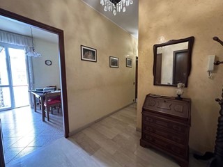 Quadrilocale in Vendita a Fiorenzuola d'Arda, 129'000€, 130 m², con Box