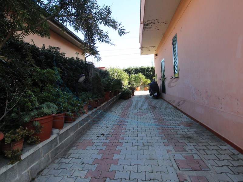 Casa Indipendente in Vendita a Rosignano Marittimo, zona Castiglioncello, 285'000€, 120 m²