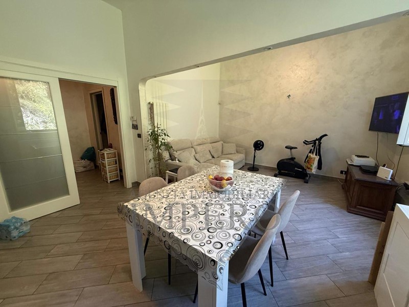Quadrilocale in Vendita a Ventimiglia, zona Gallardi, 115'000€, 92 m²