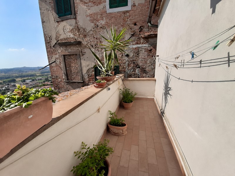 Quadrilocale in Vendita a Peccioli, 103'000&euro;, 85 m²