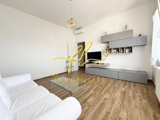 Trilocale in Vendita a Cecina, 125'000€, 65 m², arredato