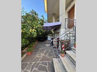 Casa Indipendente in Vendita a Vinci, zona Sovigliana, 255'000€, 120 m², con Box