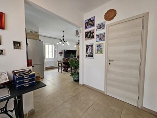 Casa Semi Indipendente in Vendita a Campiglia Marittima, zona Venturina, 245'000&euro;, 104 m², arredato, con Box