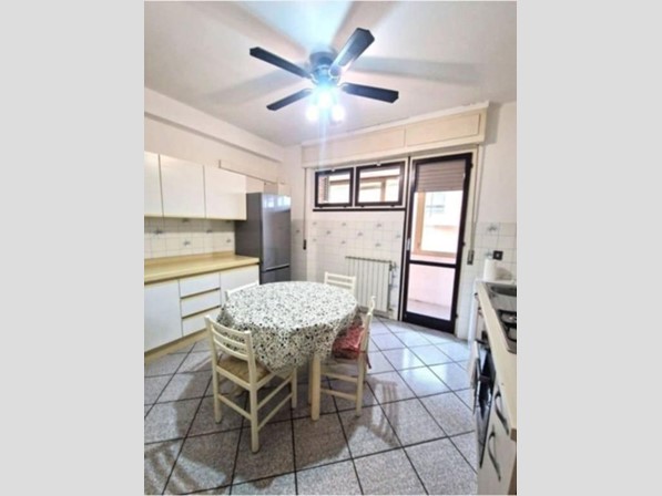 Quadrilocale in Affitto a Pisa, 380€, 80 m², arredato