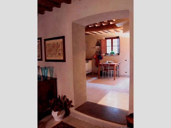 Casa Indipendente in Vendita a Calci, 185'000€, 125 m²