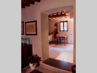 Casa Indipendente in Vendita a Calci, 185'000€, 125 m²