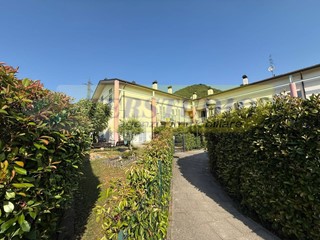 Bilocale in Vendita a Brivio, 128'000€, 58 m²