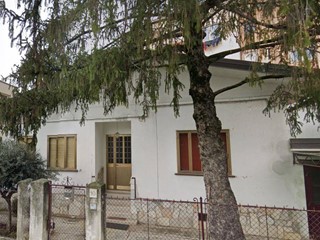 Casa Indipendente in Affitto a Monfalcone, 700€, 100 m²