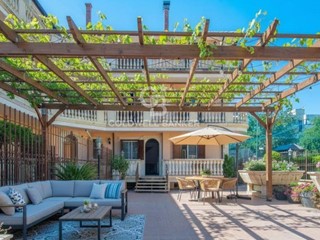 Casa Indipendente in Vendita a Barletta, 500'000&euro;, 480 m²