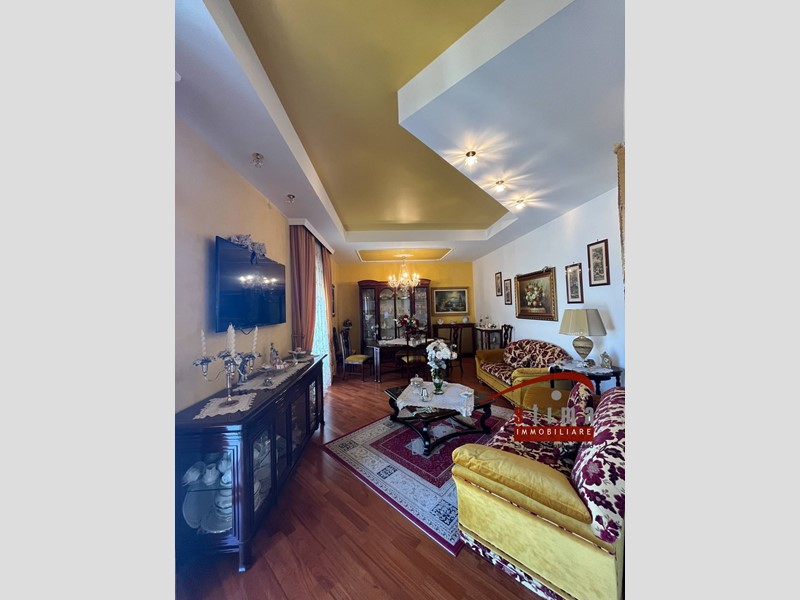 Appartamento in Vendita a Siracusa, 195'000&euro;, 160 m²