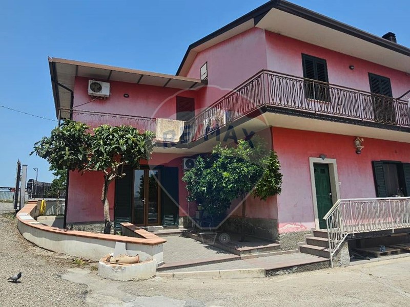 Villa in Vendita a Apice, 229'000€, 260 m²