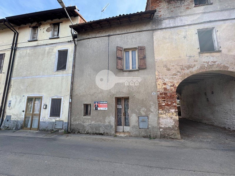 Rustico in Vendita a Seniga, 23'000€, 158 m²